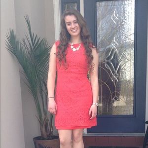 Meet your Posher, Mara