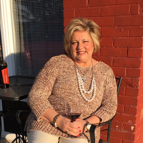 Meet your Posher, Patty - Picture 1 of 1