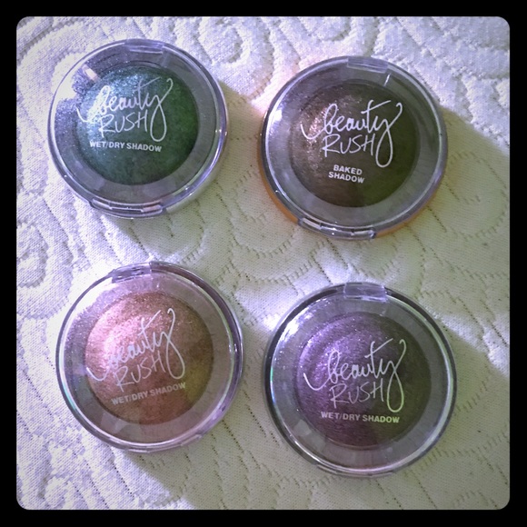FREE VS Eyeshadows
