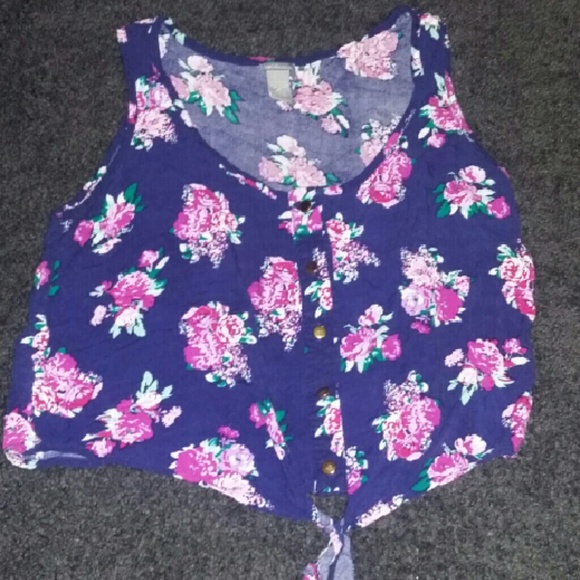 Floral crop top