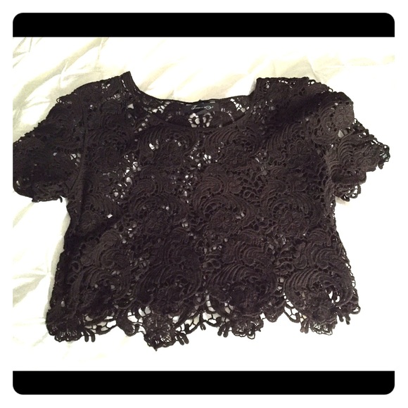 Black crochet crop top