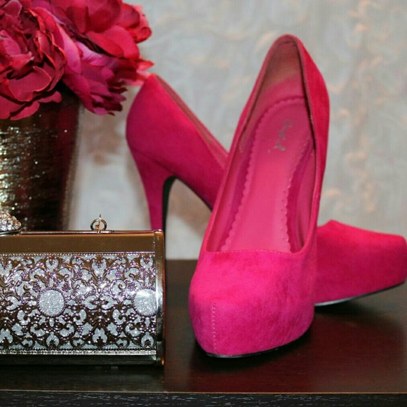 Pretty in Pink Pumps