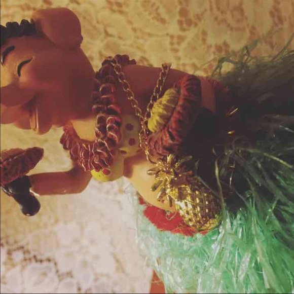 Pineapples Necklace