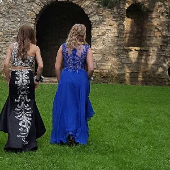 Prom Dress - Picture 3 of 4