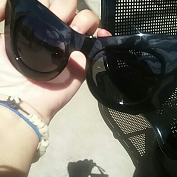UNIF sosh sunglasses