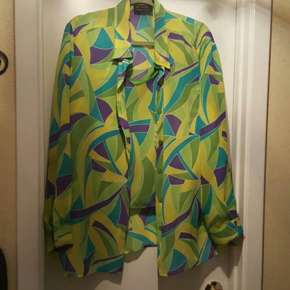 Gorgeous blouse set, great for spring! - Picture 1 of 3