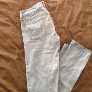 Light Wash Distressed Skinny Jeans