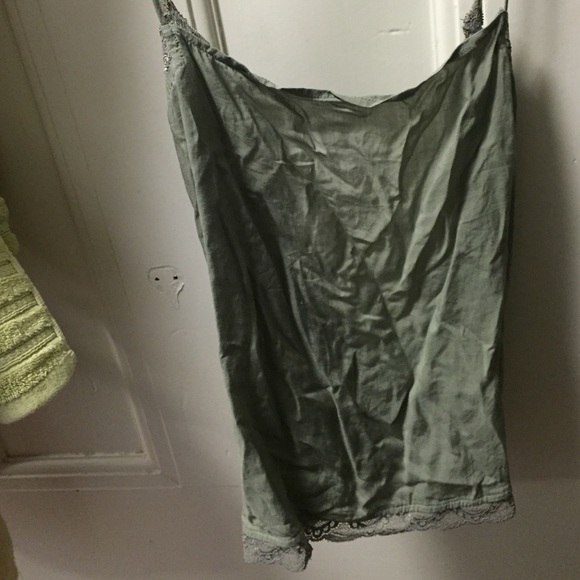 Low back moss tank top with tags