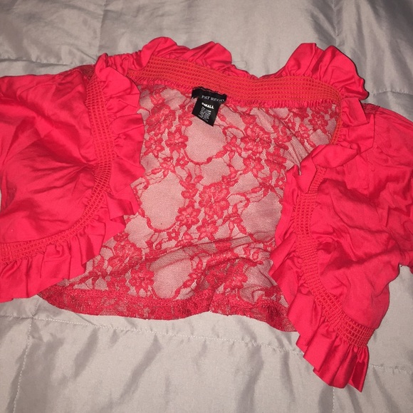 Cute lace mini cardigan