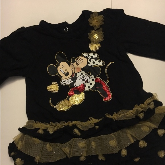 Micky Mouse outfit