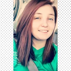 Meet your Posher, Courtney