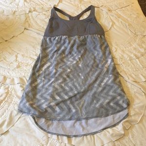 Lululemon top! Size 6 great condition!