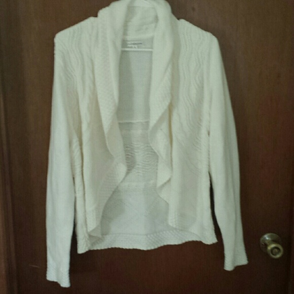 Lovely cream cardigan
