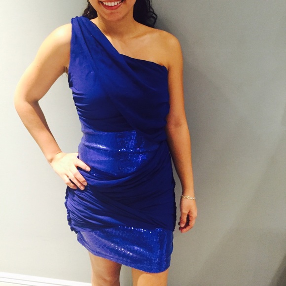 Esley Dresses & Skirts - Esley dress