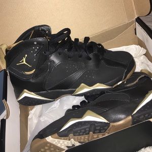 Rare Gold medal 7s size 6y!