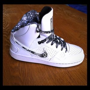 Nike Son Of Force Mid