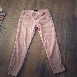 Pink stretchy jeans