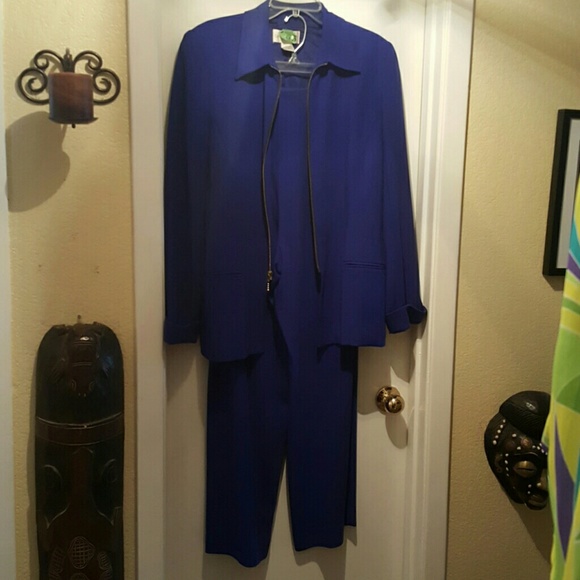 Executive Pant Suit
