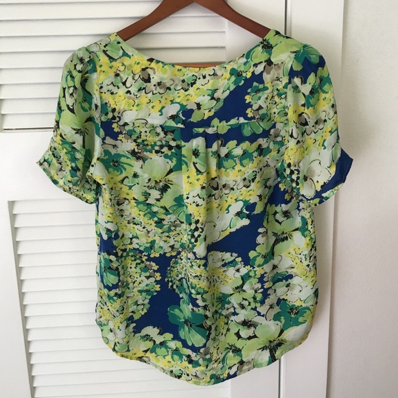 Floral Blouse - Picture 2 of 3