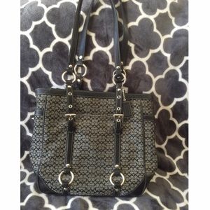 AUTHENTIC Coach Signature Tote