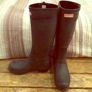 NWOT Black women's orig slim zip boots 😍