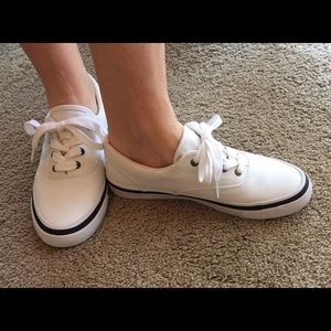 Canvas boat sneakers! Always a classic!