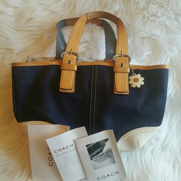 Coach Handbags - 🌼1 Day SALE!! Authentic Coach Handbag🌼