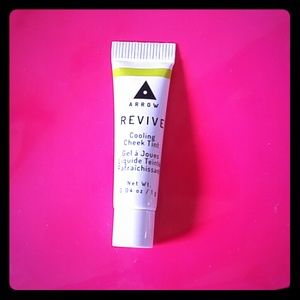 Revive cooling cheek tint in berry flush
