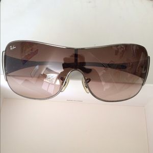 Ray-Ban Sunglasses