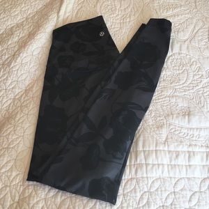 Lululemon wunder unders