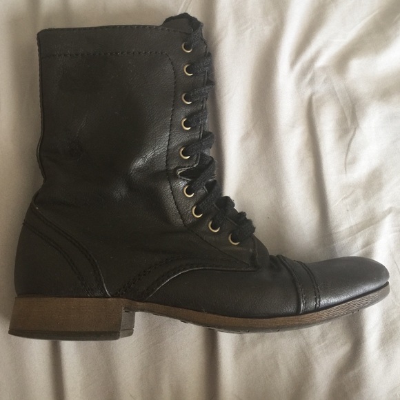 Candies size 8 1/2 combat boots. USED.