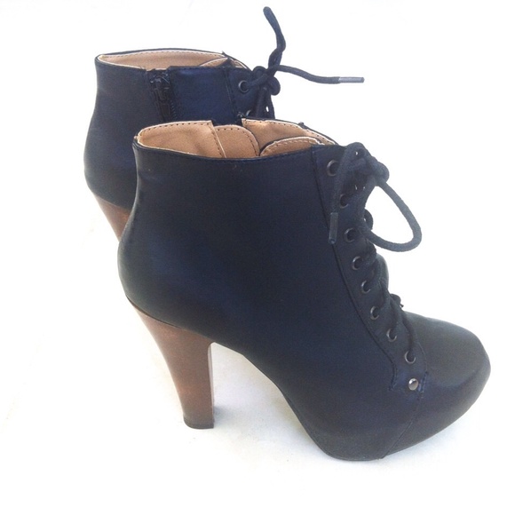 NEW Qupid Black High Heel Platform Booties