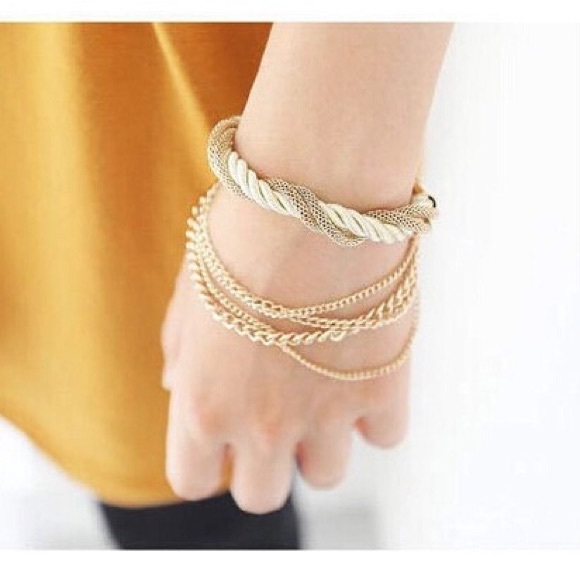 ❌FINAL❌💟Gold and Black Rope/Chain Bracelet💟 - Picture 2 of 2