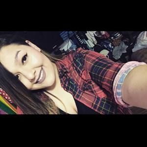 Meet your Posher, Valeria