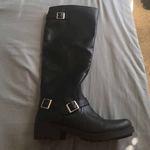 Tall black boots size 8.5