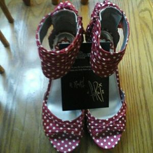 Fergalicious by Fergie wedges