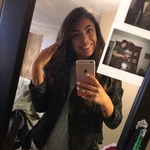 Meet your Posher, Miranda