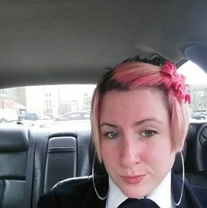 Meet your Posher, Mandy