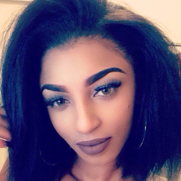 Meet your Posher, Marissa