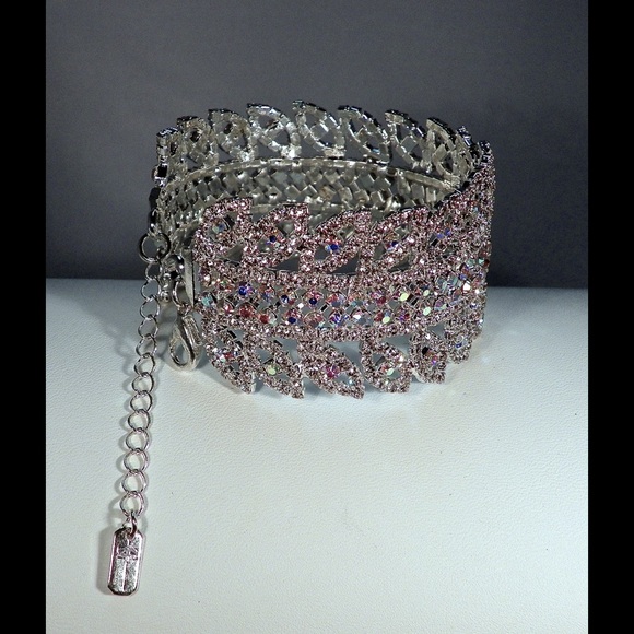 SOLD. Prom or wedding Bracelet. - Picture 3 of 4