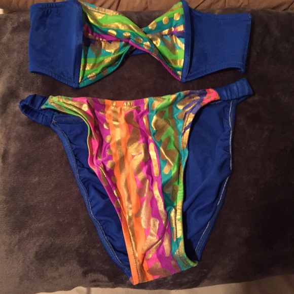 2 piece strapless