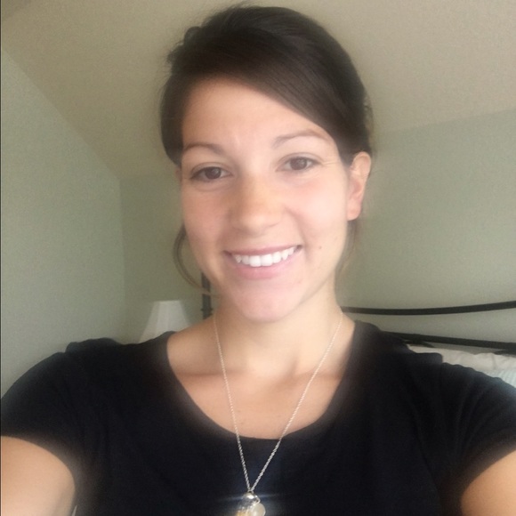 Meet your Posher, Stefani