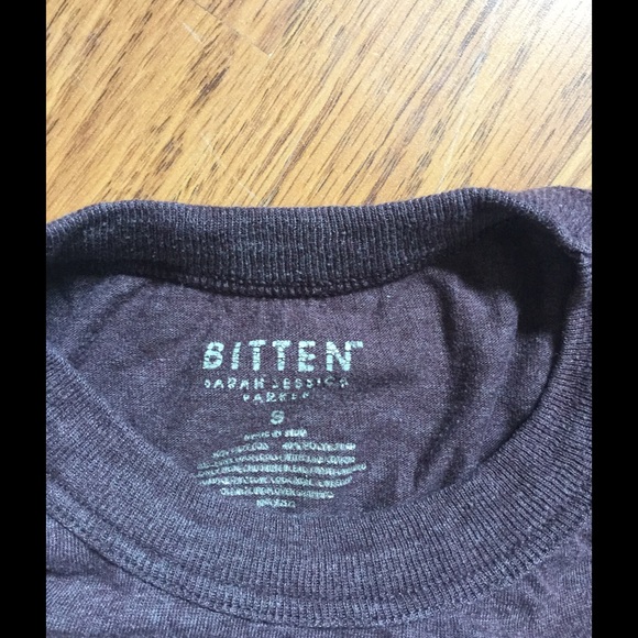 Bitten Sarah Jessica Parker T-shirt - Picture 2 of 2