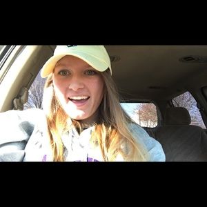 Meet your Posher, Megan