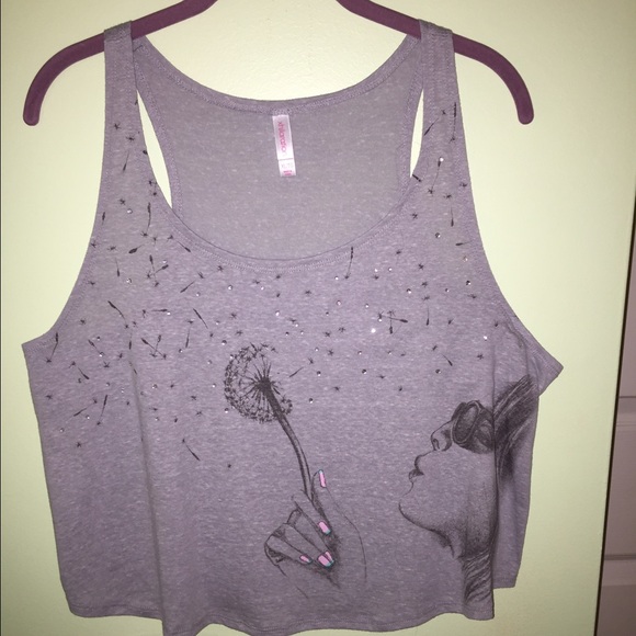 NWOT Xhilaration Dandelion Crop Top
