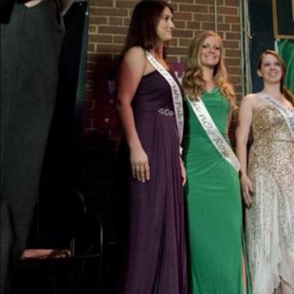 One shoulder beaded dress with side slit - Picture 2 of 4