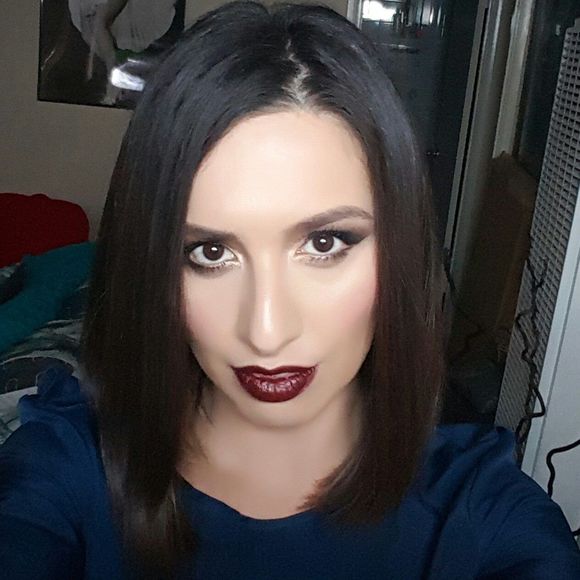 Meet your Posher, Liliana