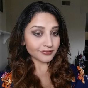 Meet your Posher, Diana