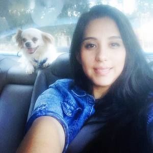 Meet your Posher, Alvaro stephanie anel