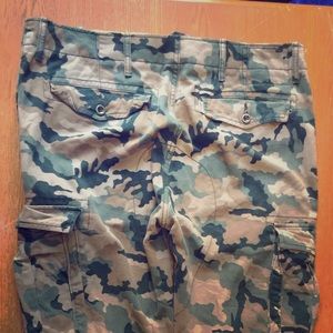 Levis Camo Cargo Pants
